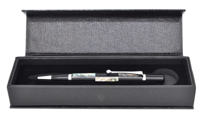 Pearl Pen in display box