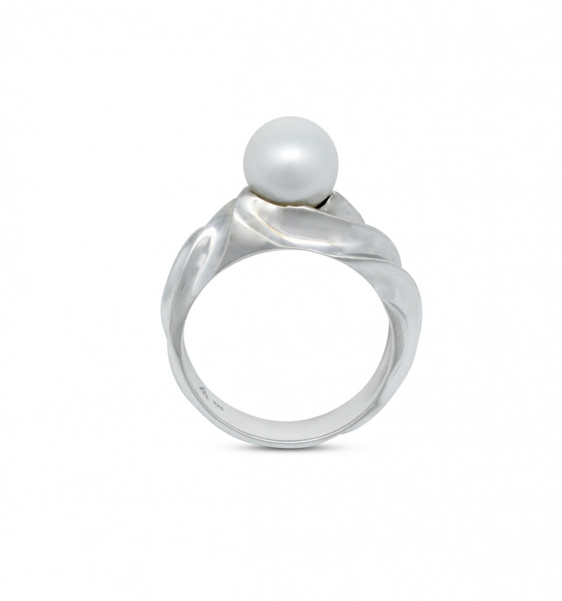 Silver 8.5mm Pearl Ring